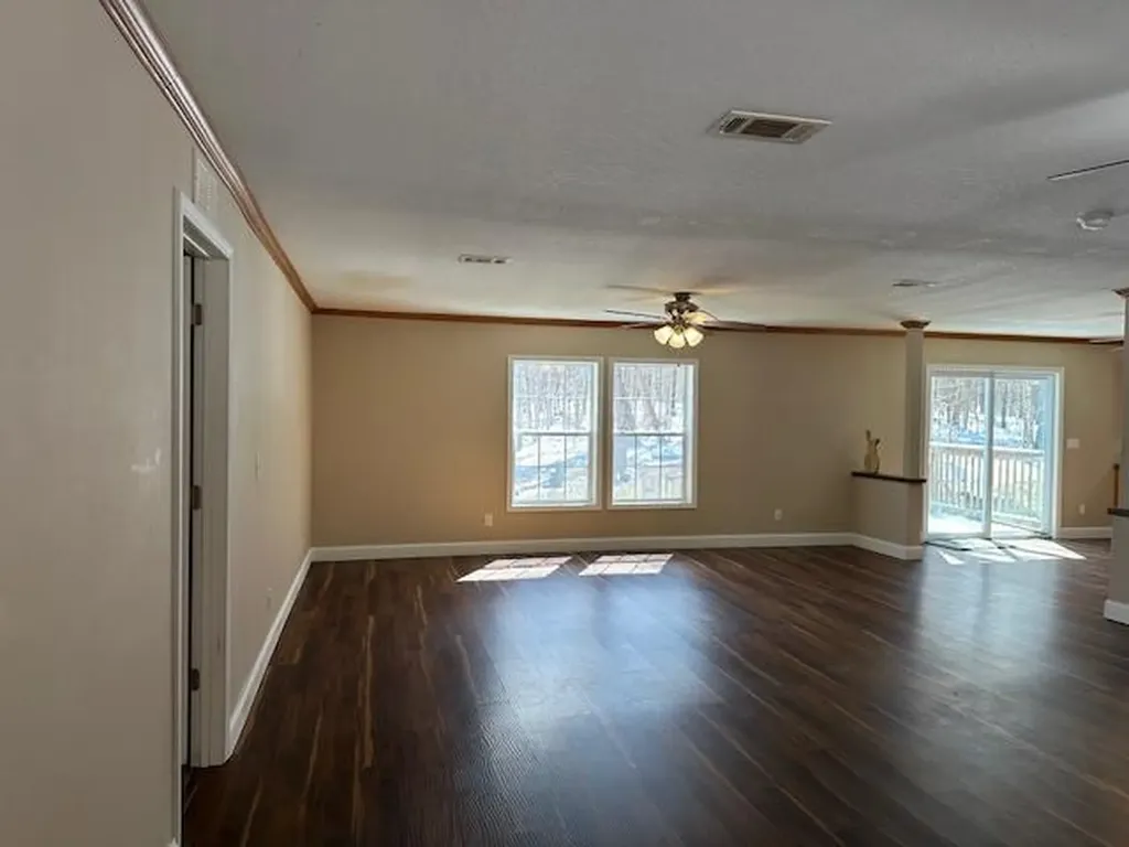 126 Indian Village Lane Wilder TN 38589
