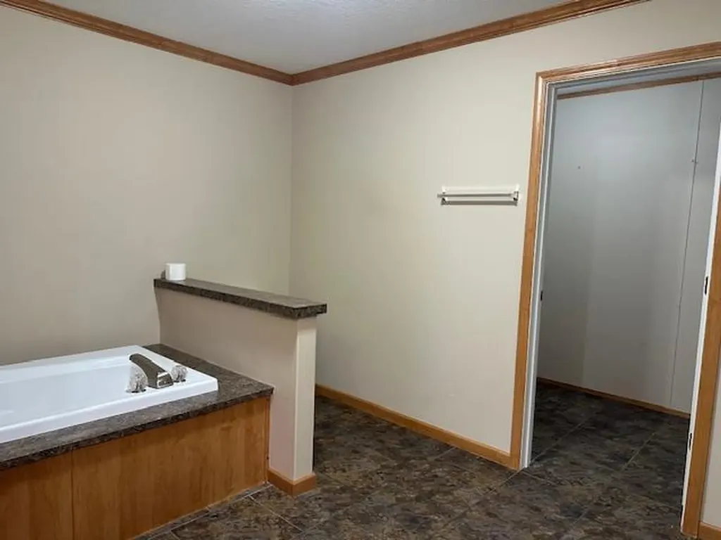 126 Indian Village Lane Wilder TN 38589