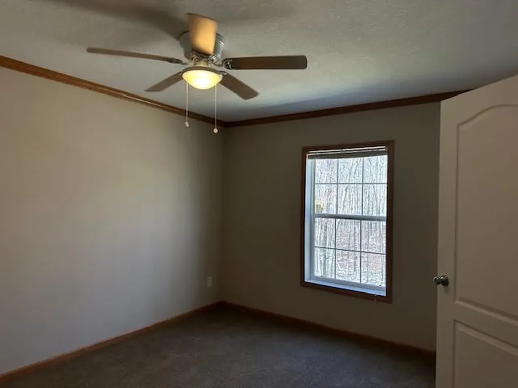 126 Indian Village Lane Wilder TN 38589