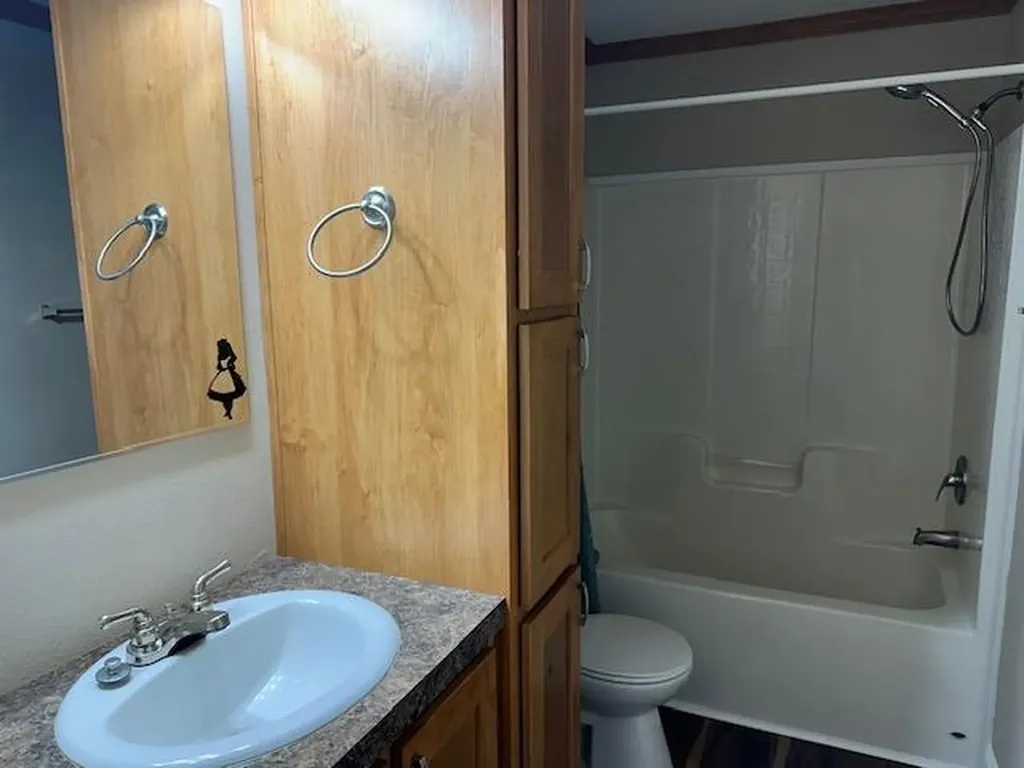 126 Indian Village Lane Wilder TN 38589