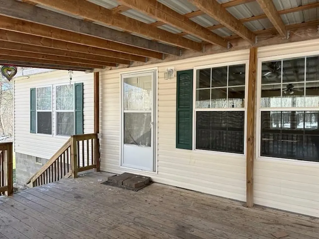126 Indian Village Lane Wilder TN 38589