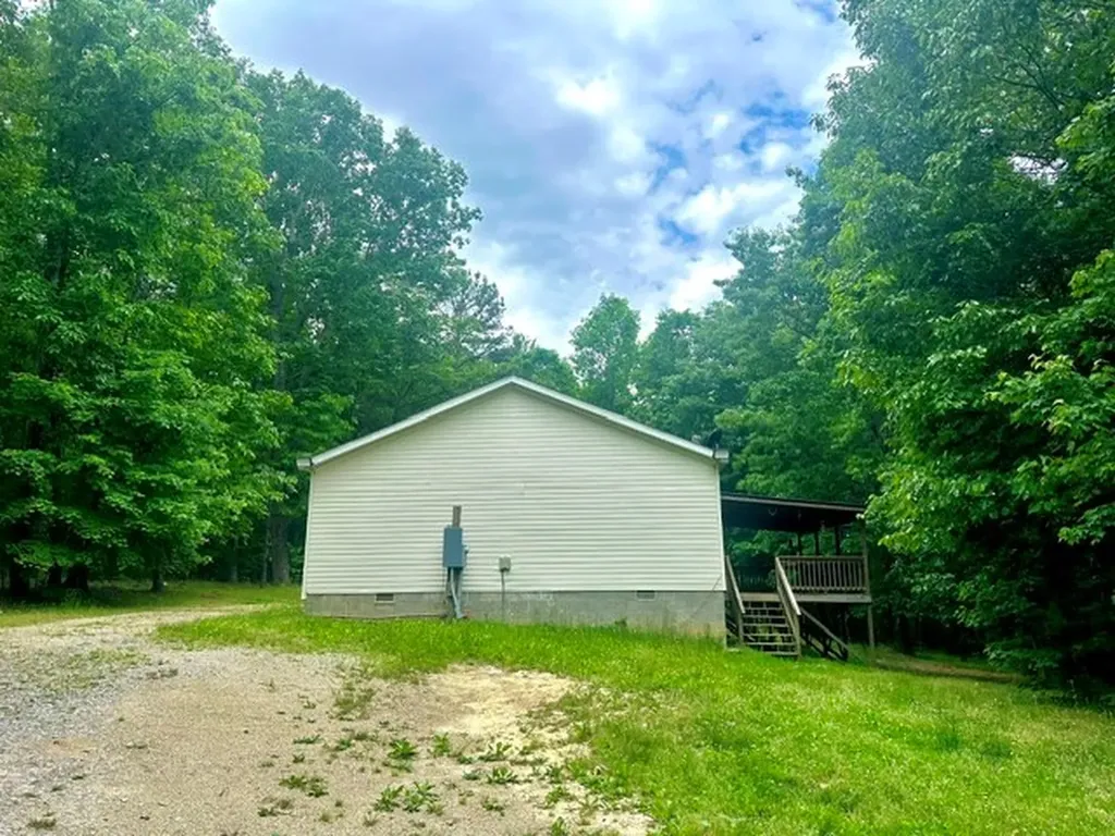 126 Indian Village Lane Wilder TN 38589