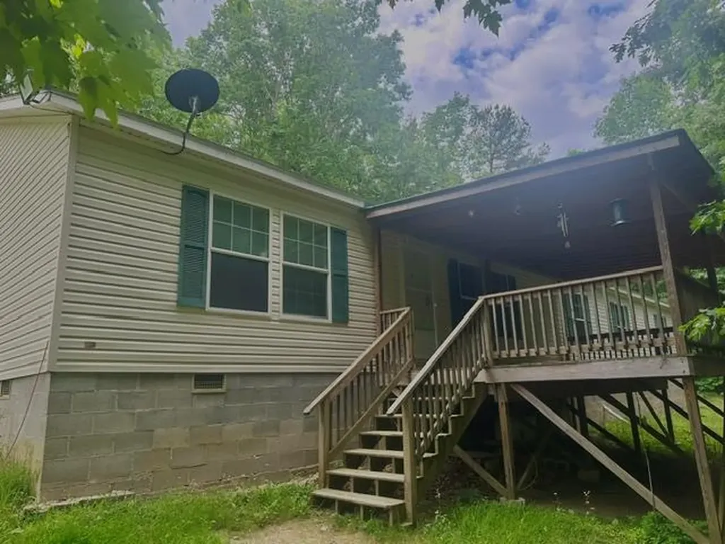 126 Indian Village Lane Wilder TN 38589