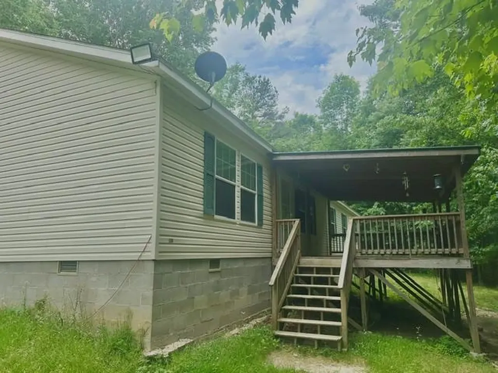 126 Indian Village Lane Wilder TN 38589