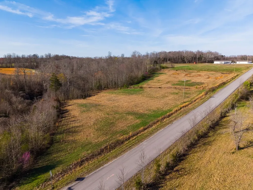 5.01 Ac Olan Maxwell Road Baxter TN 38544
