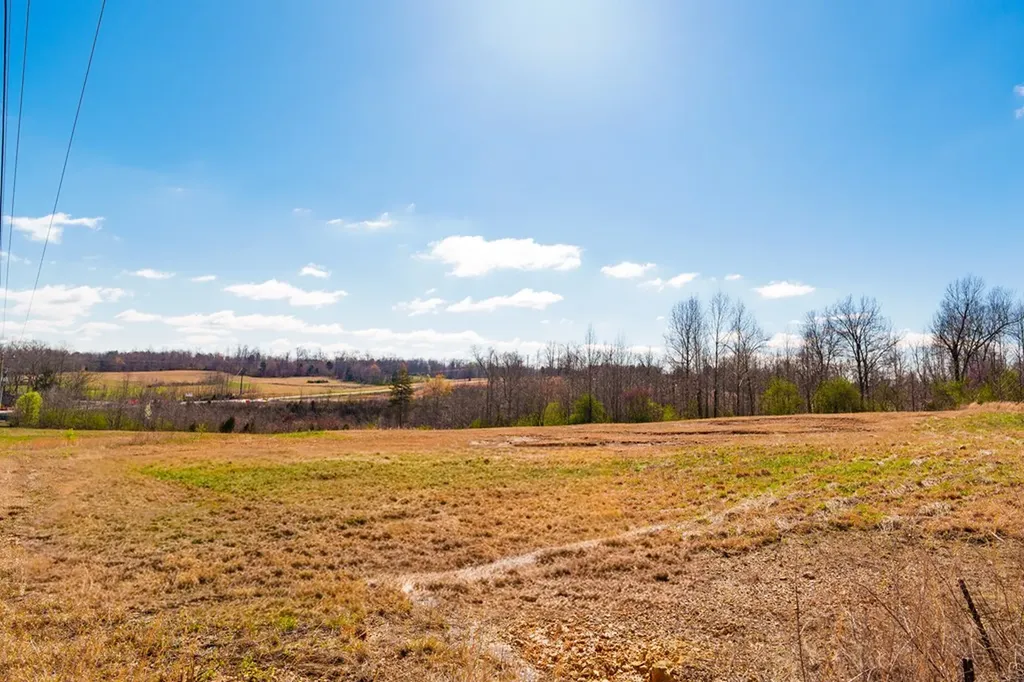 5.01 Ac Olan Maxwell Road Baxter TN 38544