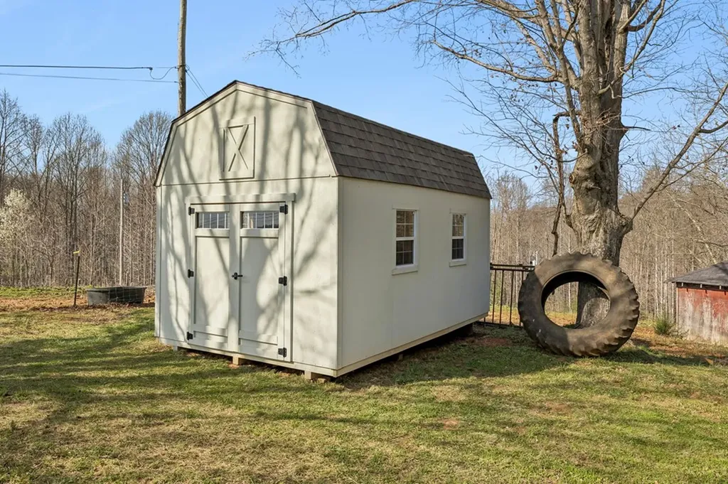 10433 Hopewell Road Silver Point TN 38582