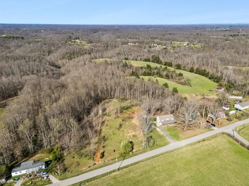 10433 Hopewell Road Silver Point TN 38582