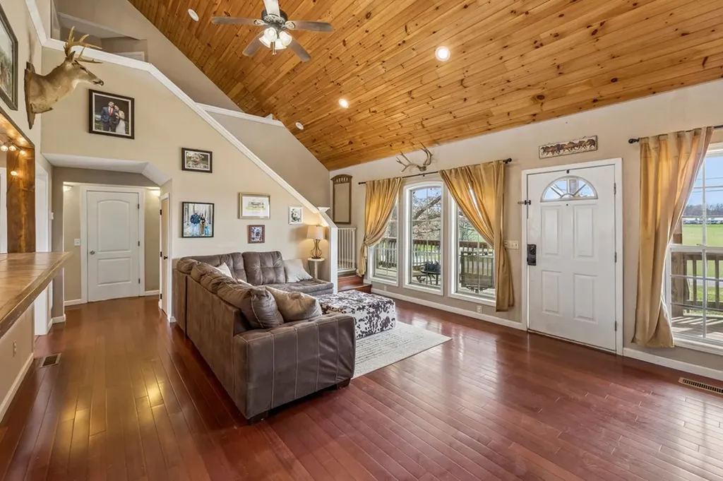 10433 Hopewell Road Silver Point TN 38582