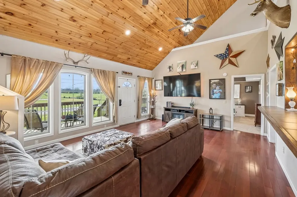 10433 Hopewell Road Silver Point TN 38582