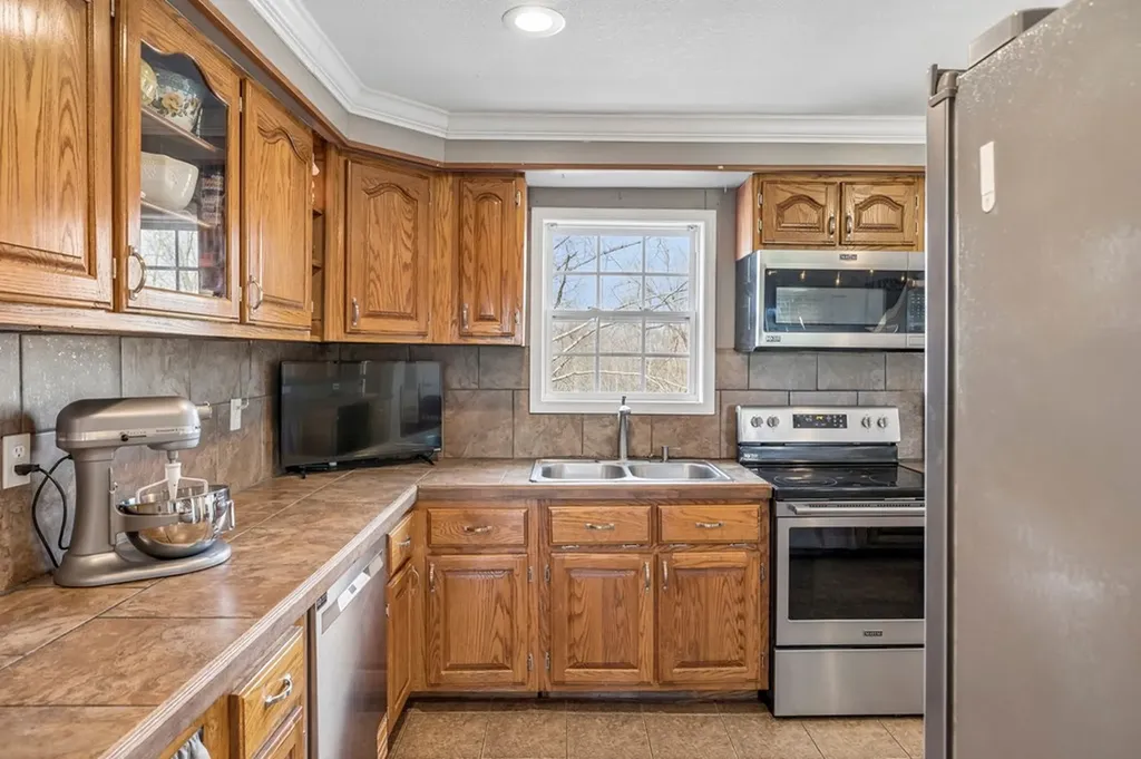 10433 Hopewell Road Silver Point TN 38582