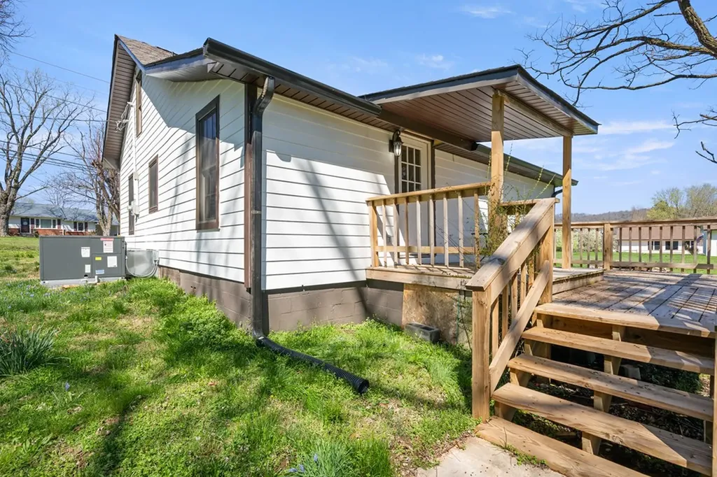469 E Main Cookeville TN 38506