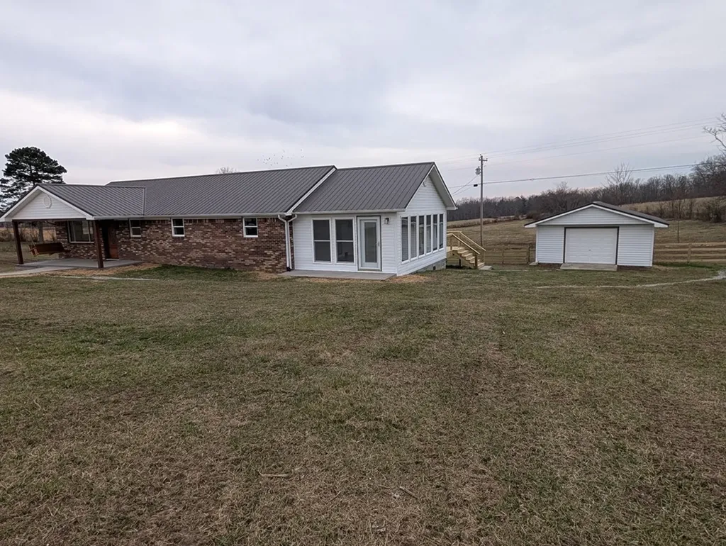 245 Happy Top Road Grandview TN 37337