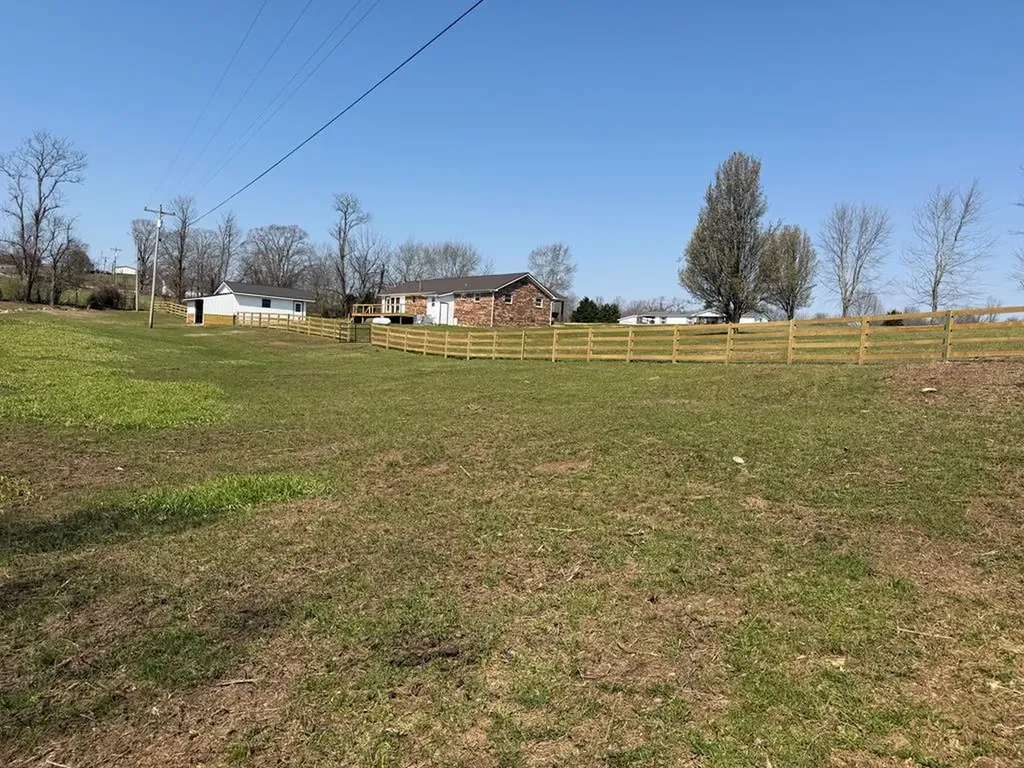 245 Happy Top Road Grandview TN 37337