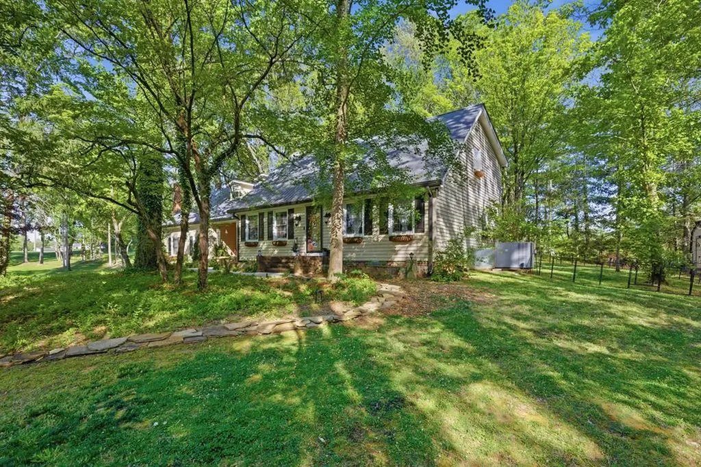 1439 Thomas Circle Cookeville TN 38506