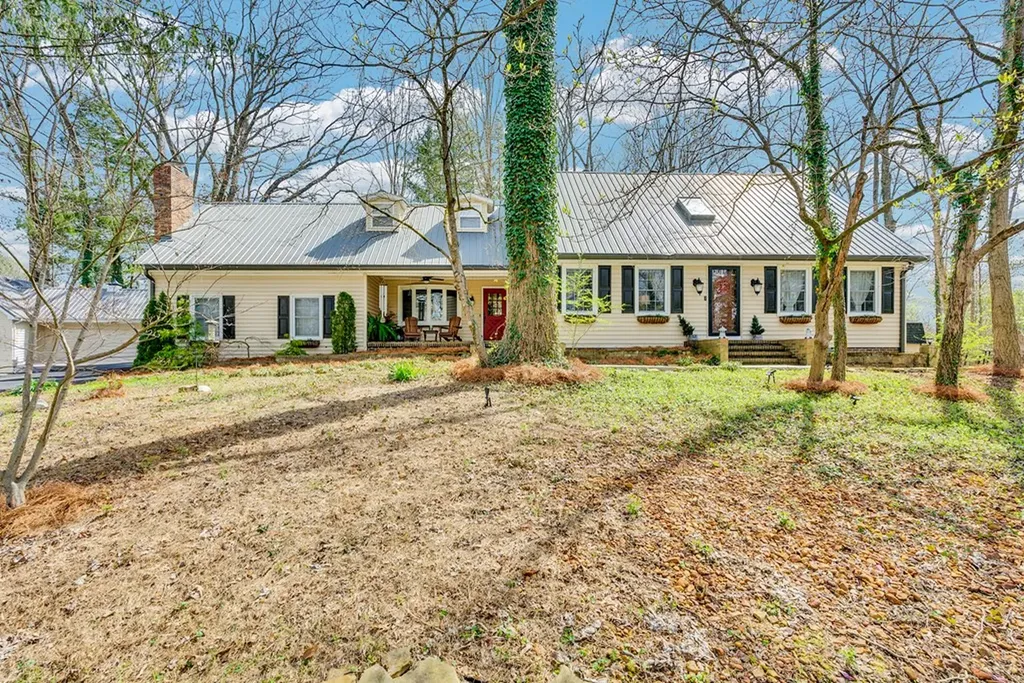 1439 Thomas Circle Cookeville TN 38506