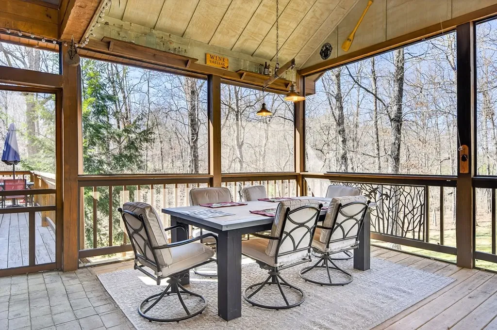 499 Hemlock Lane Spencer TN 38585-4143