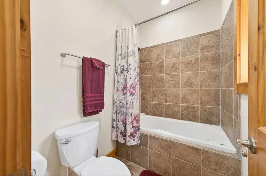 499 Hemlock Lane Spencer TN 38585-4143