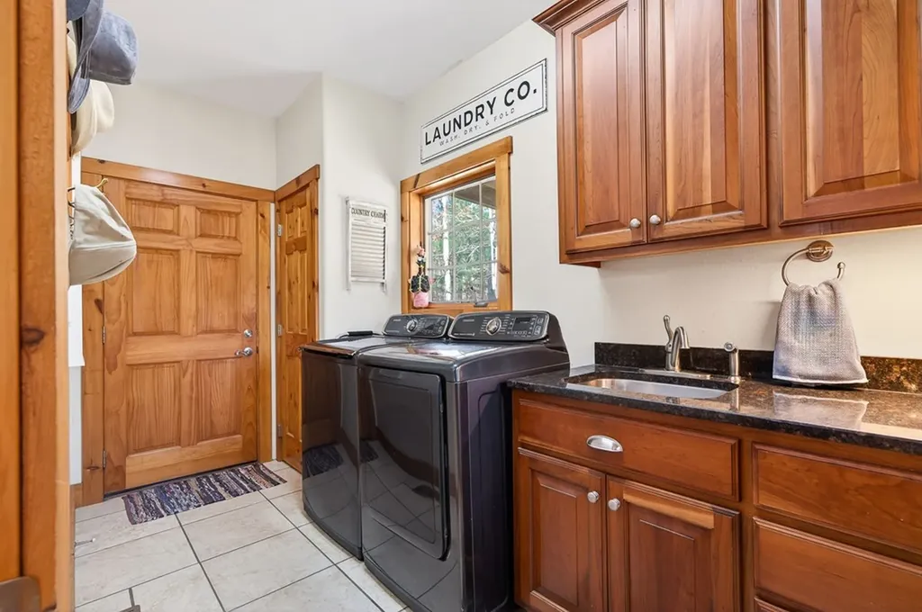 499 Hemlock Lane Spencer TN 38585-4143
