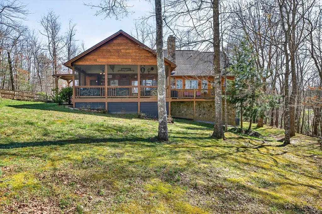 499 Hemlock Lane Spencer TN 38585-4143