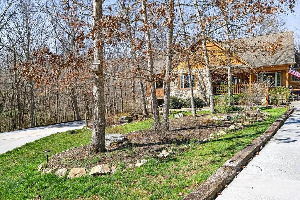 499 Hemlock Lane Spencer TN 38585-4143