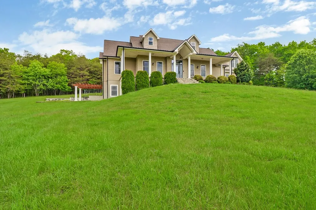 853 Obed River Road Crossville TN 38555