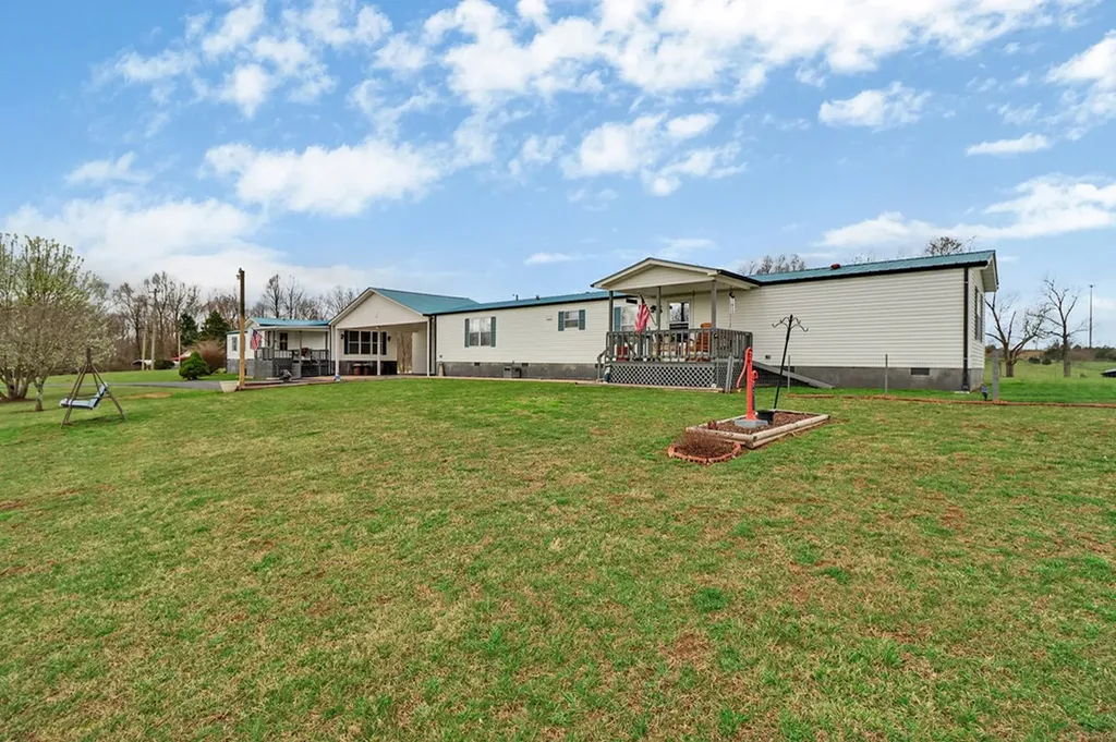 11440 Highway 70 W Sparta TN 38583