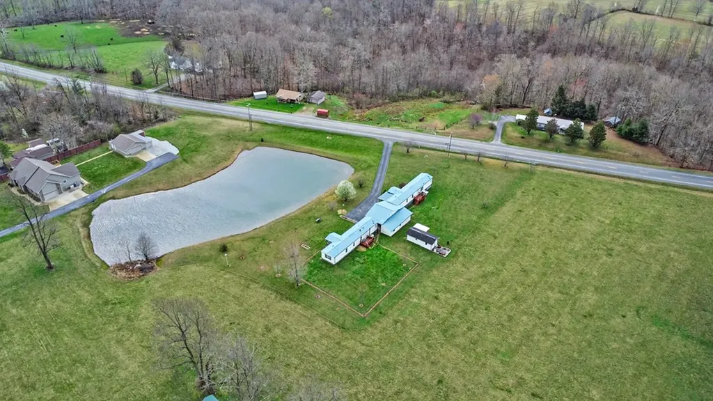 11440 Highway 70 W Sparta TN 38583