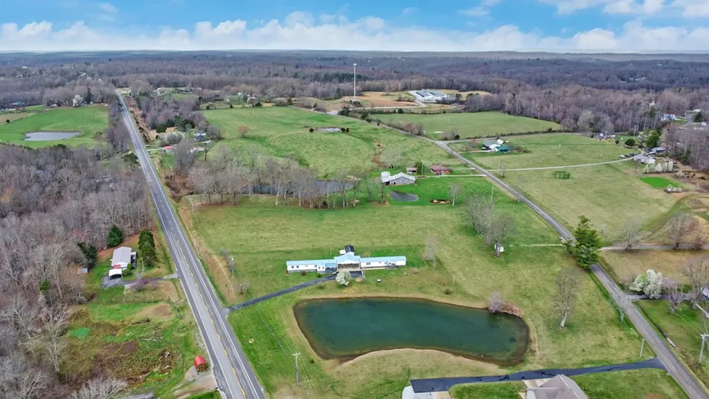 11440 Highway 70 W Sparta TN 38583