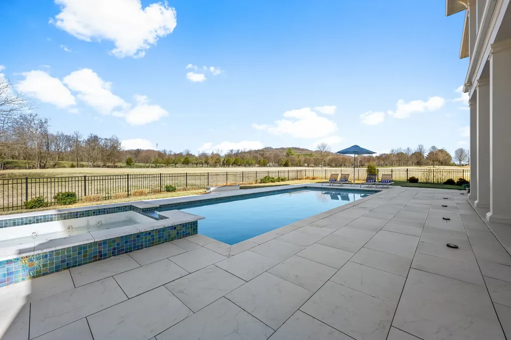 6262 Wild Heron Way, S College Grove TN 37046