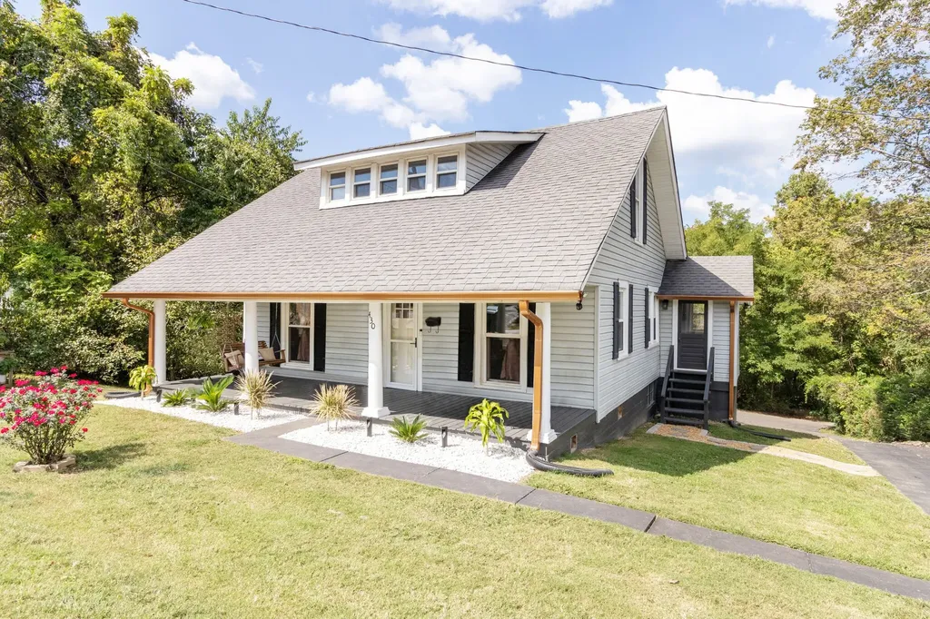 430 Center Avenue Dickson TN 37055