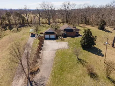 845 Mcminnville Highway Sparta TN 38583
