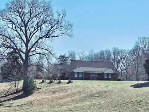 845 Mcminnville Highway Sparta TN 38583
