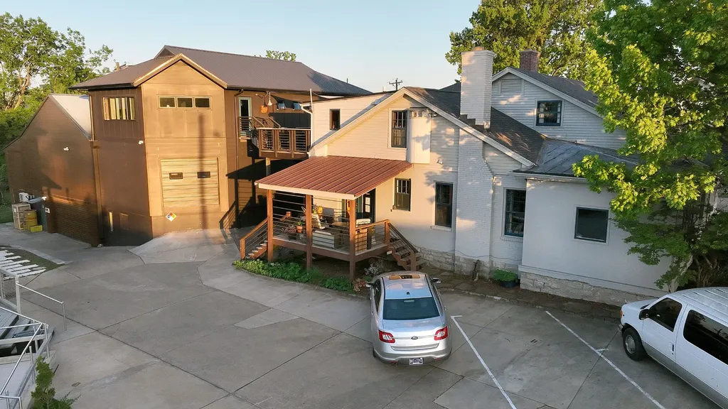 2606 Westwood Drive Nashville TN 37204