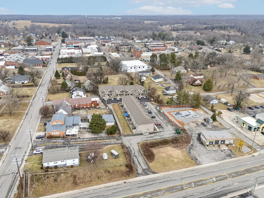 122 W Broad Street Smithville TN 37166