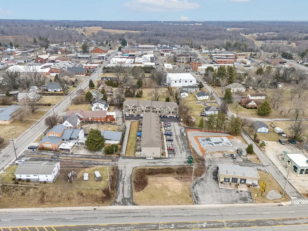 122 W Broad Street Smithville TN 37166
