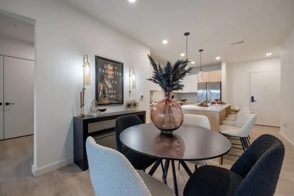 635 7th Ave, S Nashville TN 37203