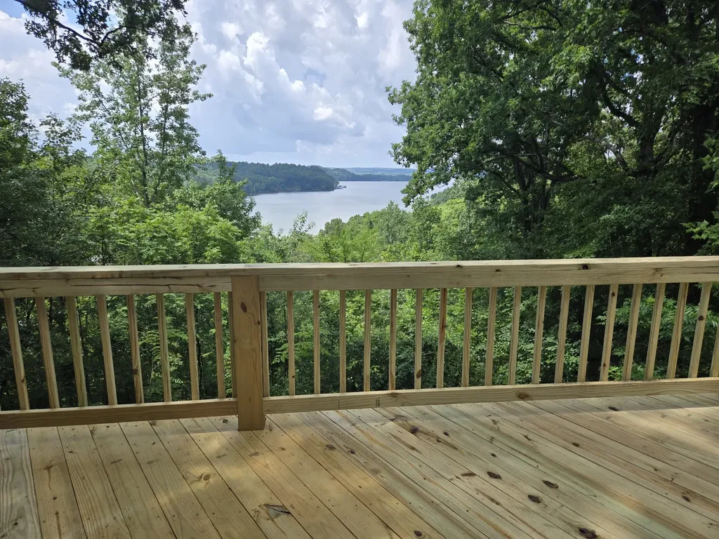 9828 Clydeton Road Waverly TN 37185