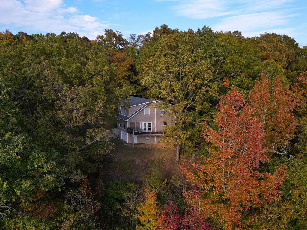 9828 Clydeton Road Waverly TN 37185