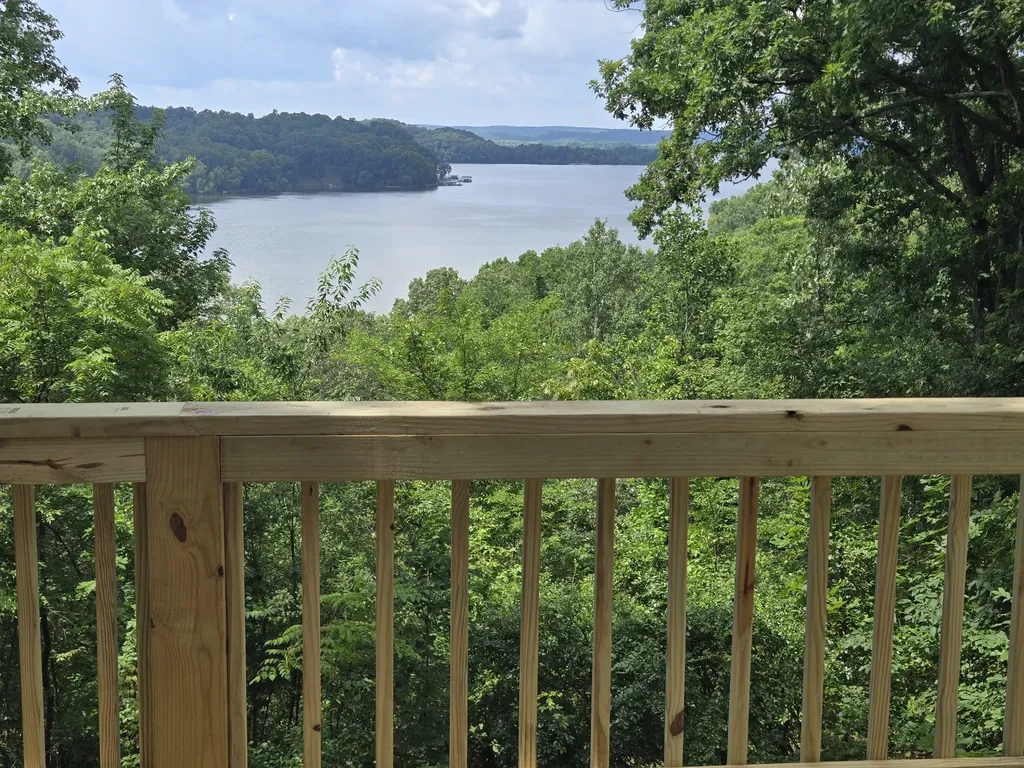 9828 Clydeton Road Waverly TN 37185