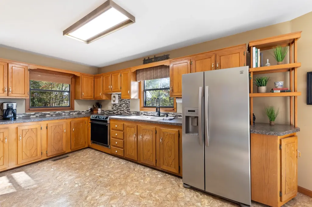 9828 Clydeton Road Waverly TN 37185