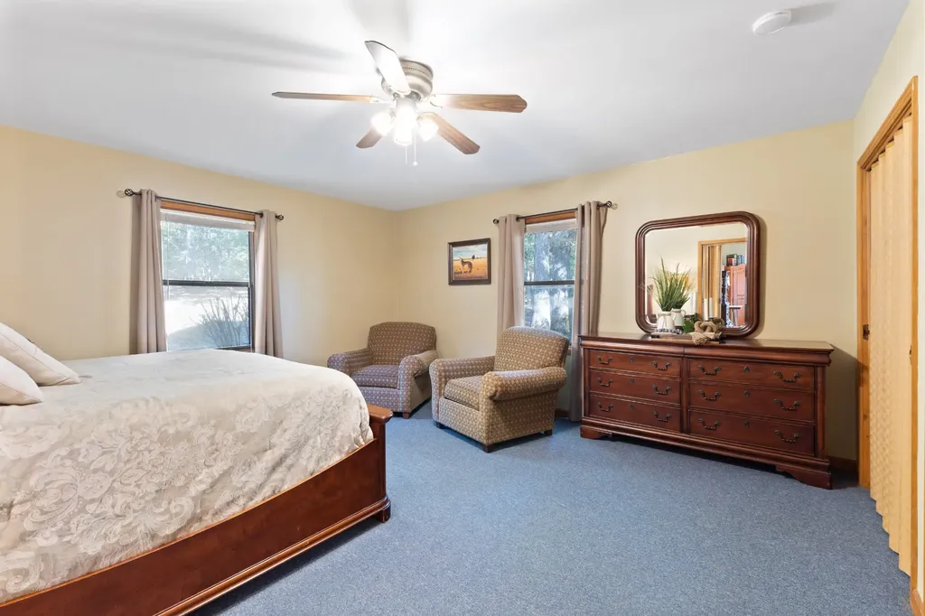 9828 Clydeton Road Waverly TN 37185