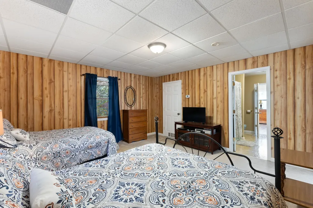 9828 Clydeton Road Waverly TN 37185