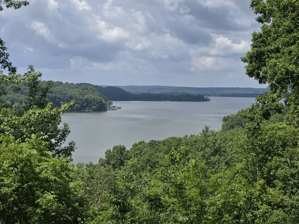 9828 Clydeton Road Waverly TN 37185