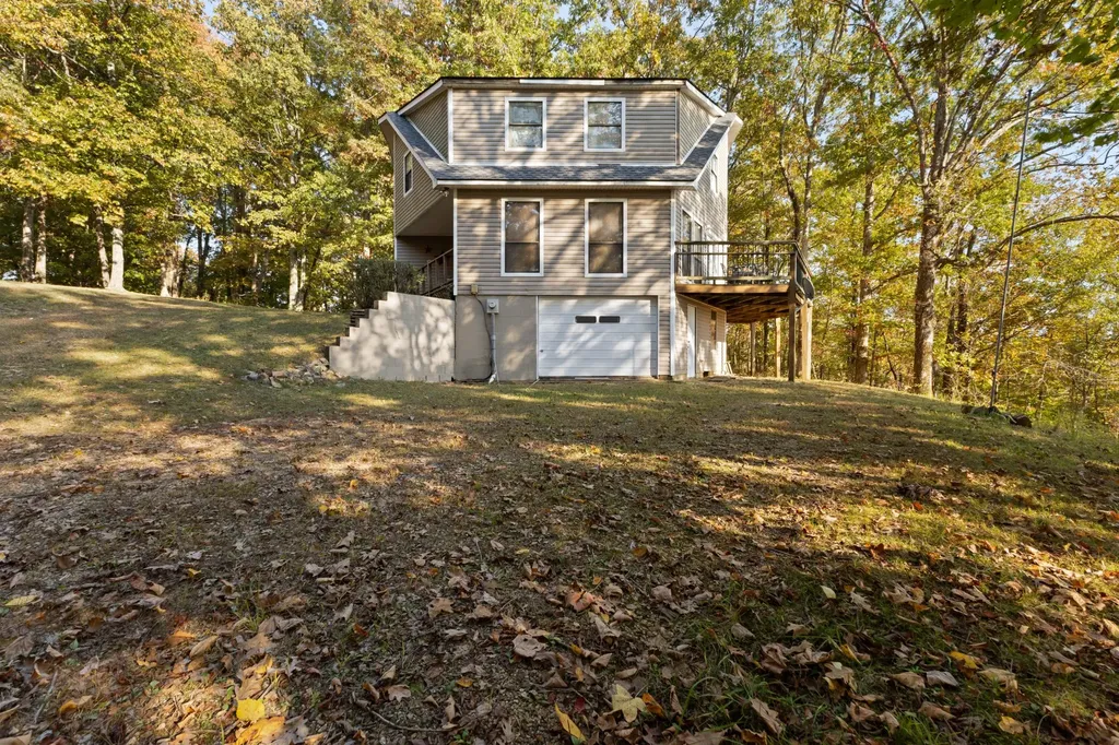 9828 Clydeton Road Waverly TN 37185