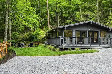 1137 Old Cartertown Road Gatlinburg TN 37738