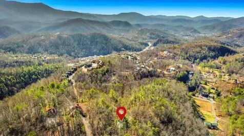 1137 Old Cartertown Road Gatlinburg TN 37738