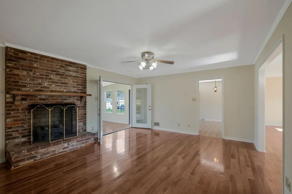 518 Hemingway Drive Columbia TN 38401
