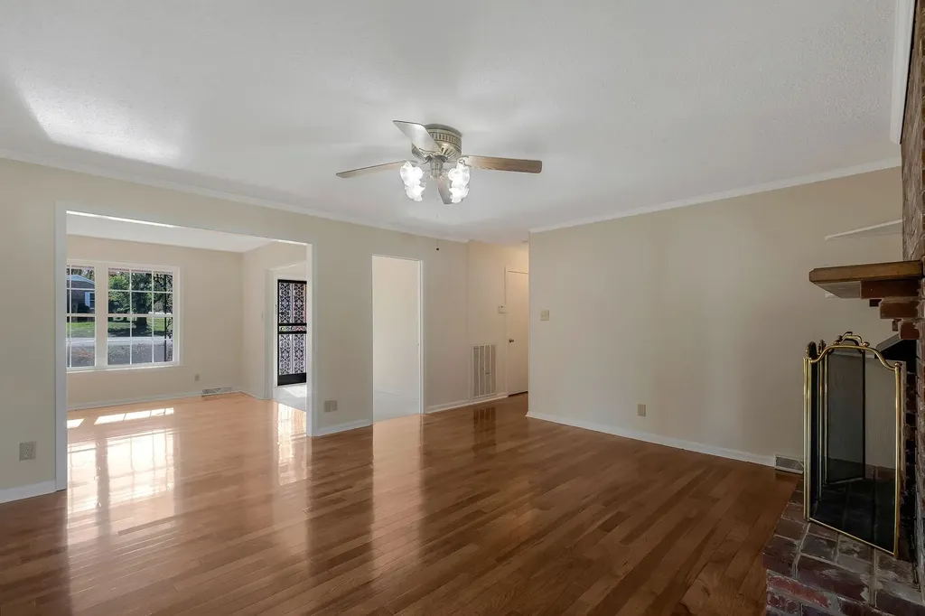 518 Hemingway Drive Columbia TN 38401