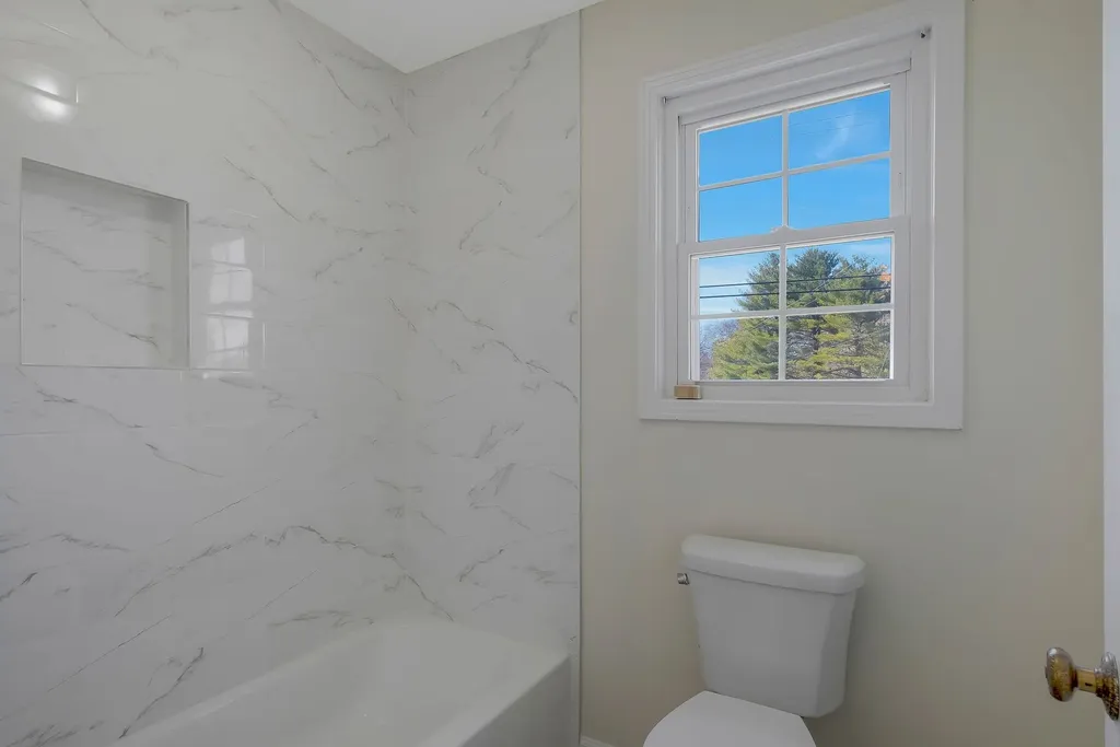 518 Hemingway Drive Columbia TN 38401